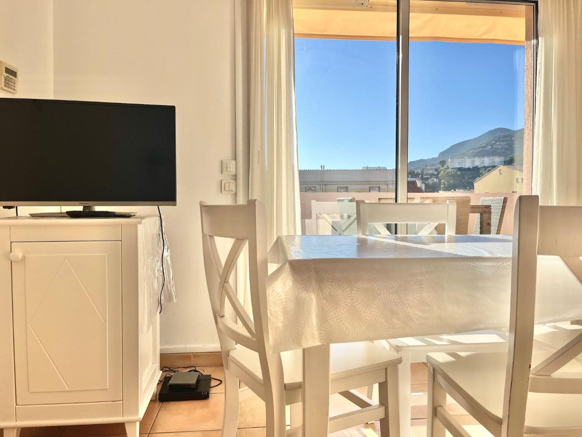 "Le Rooftop Des Rivages" Immense Terrasse, Centre Apartment Menton Exterior photo