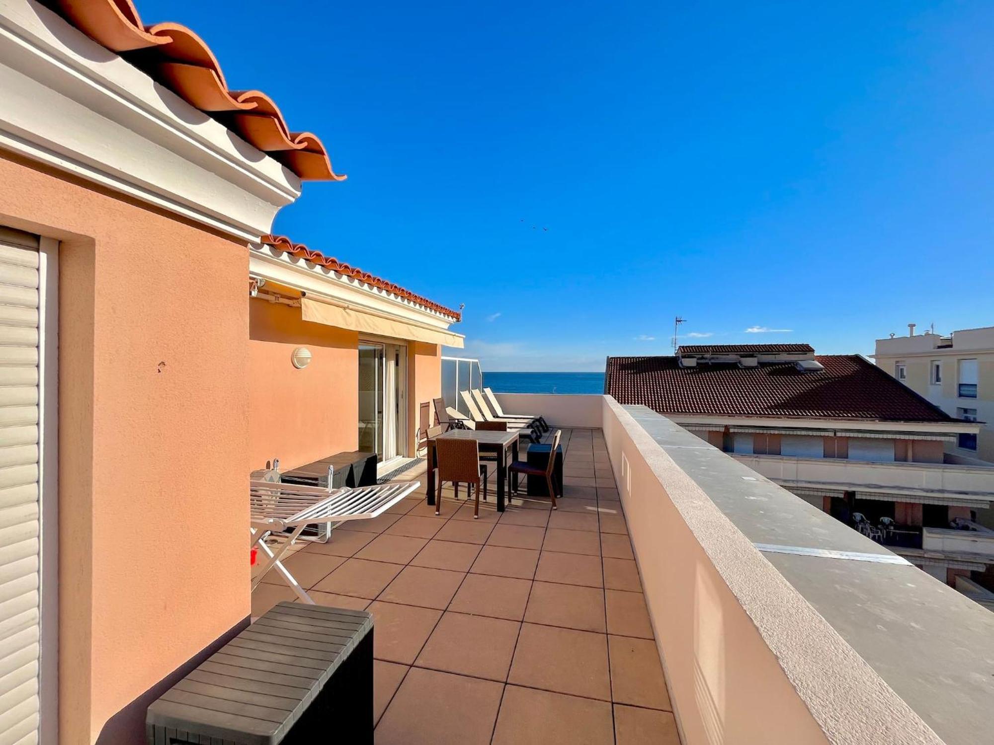 "Le Rooftop Des Rivages" Immense Terrasse, Centre Apartment Menton Exterior photo